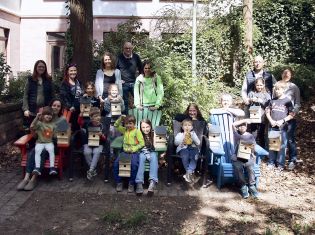 Nistkastenbau in der Volkshochschule Kaiserslautern